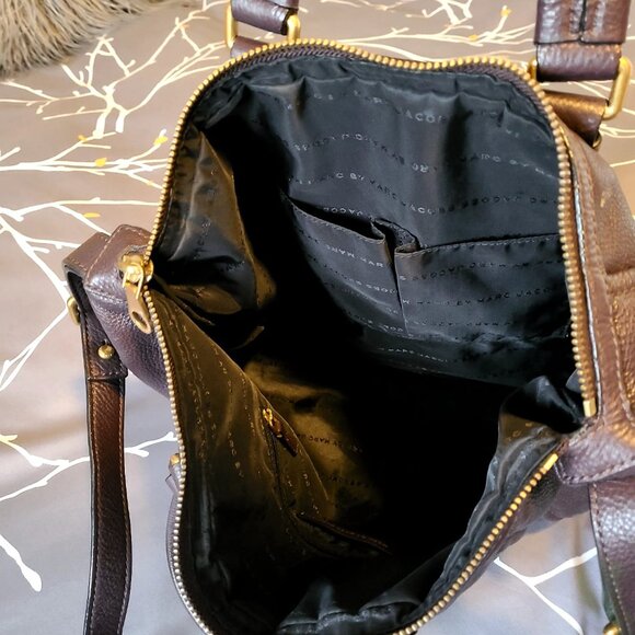 MARC BY MARC JACOBS SHOULDER BAG - Picture 3 of 5